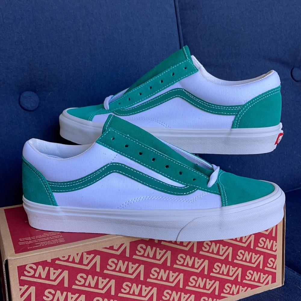 Vans WMNS Style 36 Classicsport Sneakers - Picture 15 of 16